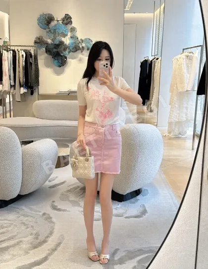 디올 꽃무늬 가든 프린트 반팔 티셔츠 96539