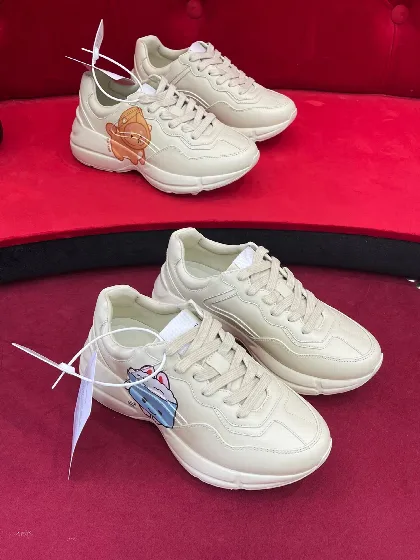 구찌 빈티지 가죽 청키 스니커즈 26531