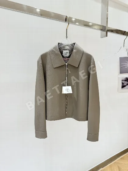 에르메스 라이치 염소 가죽 여성 자켓 164565
