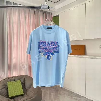 프라다 유니섹스 레터 로고 반팔 티셔츠 53768
