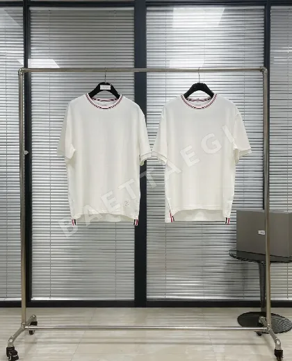 톰브라운 극세사 수면 파문 반팔 티셔츠 50626