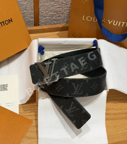 루이비통 이니셜 메탈 버클 40mm 리버시블 벨트 173729