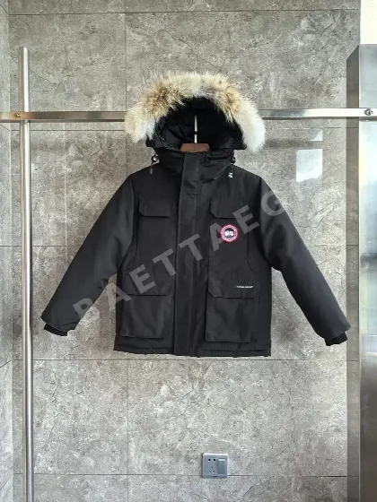 캐나다구스 [TOP] 블랙 205738 Canada Goose Kids E08