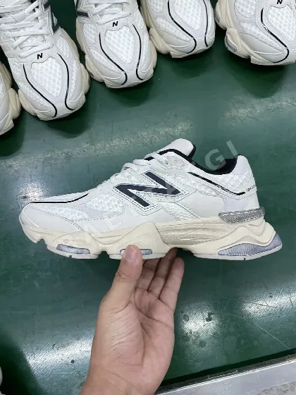 뉴발란스 [C] 9060 U9060DUA 202116 New Balance 9060