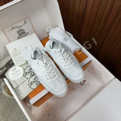 에르메스 인 스니커즈 93887