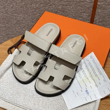 에르메스 시프레 샌들 베이지 카프스킨 164418