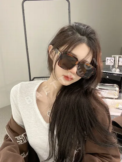 셀린느 사각형 선글라스 73922