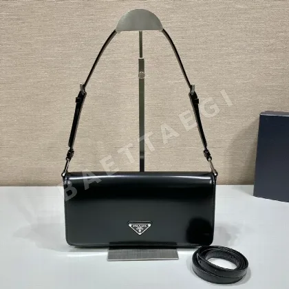프라다 플랩 숄더백 가죽 가방 1BD323