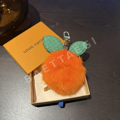 루이비통 탠저린 오렌지 밍크 퍼 코인 퍼스 키링 124551