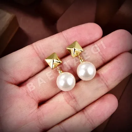 발렌티노 골드 귀걸이 63618