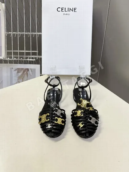 셀린느 로만 스타일 클로즈드 토 샌들 98513