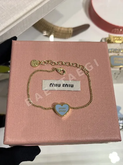 미우미우 하트 메탈 에나멜 목걸이 135607