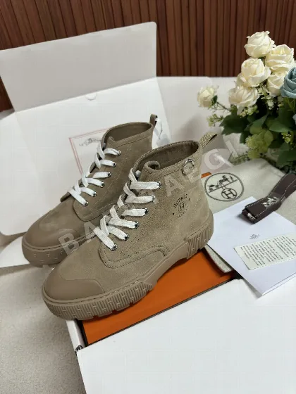 에르메스 스웨이드 이티네레르 앵클 부츠 93726