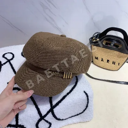프라다 트윌 소재 팔각모자 84776