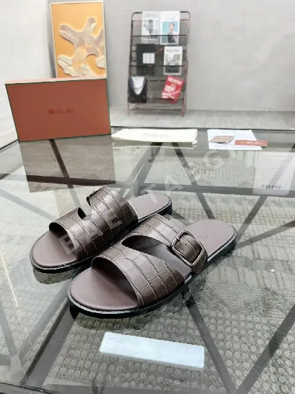 로로피아나 이탈리아 수입 소가죽 슬리퍼 113485
