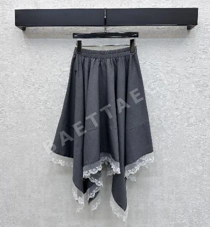 디올 이레귤러 패치워크 미디 스커트 203712