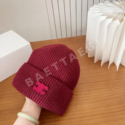 셀린느 니트 캡 84488