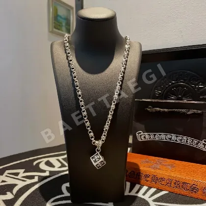 크롬하츠 클래식 레트로 크로스 플라워 목걸이 62653