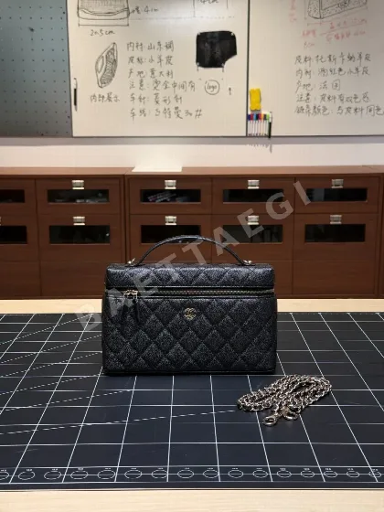 샤넬 26b LP볼 블랙골드 가방 143456