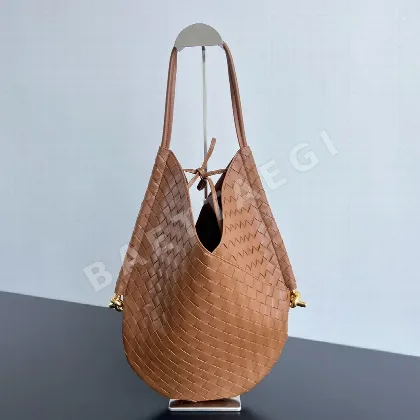 보테가베네타 램스킨 위빙 토트백 116775