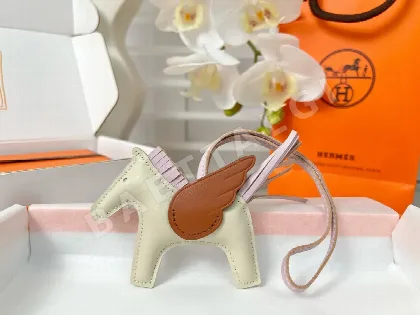 에르메스 페가수스 램스킨 키링 124385
