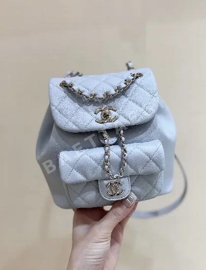 샤넬 클래식 두마 미니 백팩 132456