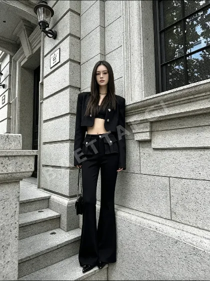 샤넬 더블 포켓 플레어 여성 바지 117115