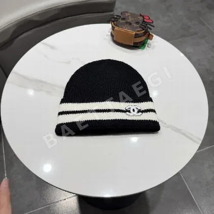 샤넬 니트 비니 모자 185418