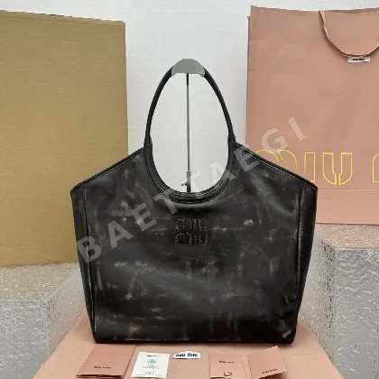 미우미우 데미지 가공 라지 토트백 68188