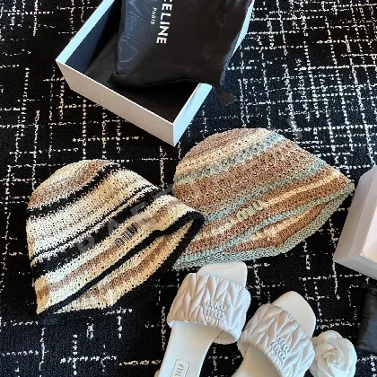 미우미우 모자 79413 Miu Miu Cap