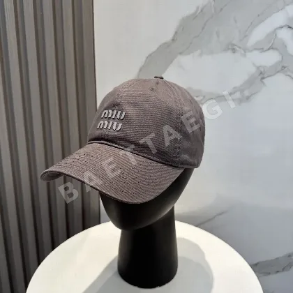 미우미우 캔디 컬러 야구모자 185823