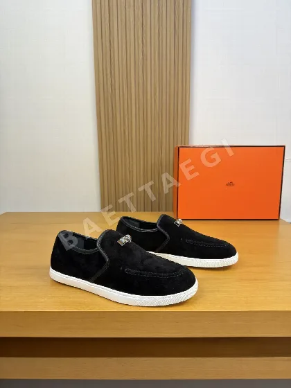 에르메스 주르 로퍼 154334
