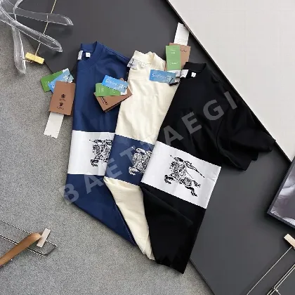 버버리 슬림핏 남성 반팔 티셔츠 143184