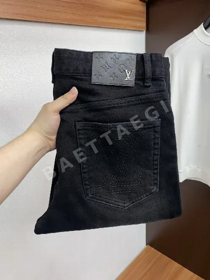 루이비통 데님 슬림핏 니트 바지 16377