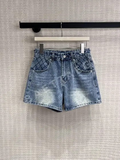 샤넬 퀼팅 체인 허리 데님 스커트 129698