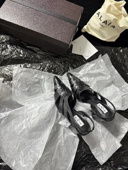 알라이아 스네이크스킨 오픈백 샌들 121316