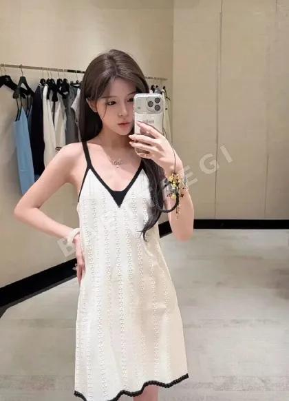 샤넬 블랙 화이트 자카드 A라인 여성 원피스 114659