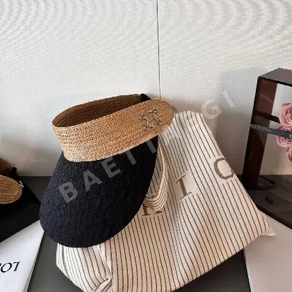 셀린느 바이저 캡 83303
