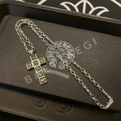 크롬하츠 크로스 펜던트 목걸이 126471