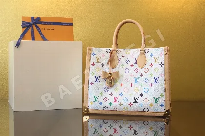 루이비통 무라카미 타카시 온 더 고 가방 M13079