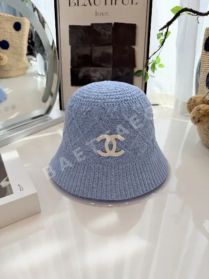 샤넬 퀼팅 니트 버킷 햇 82638