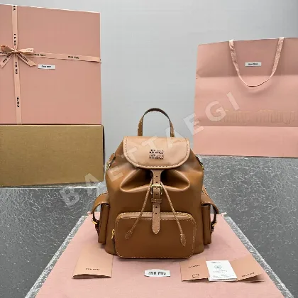 미우미우 캔버스 가죽 백팩 68425