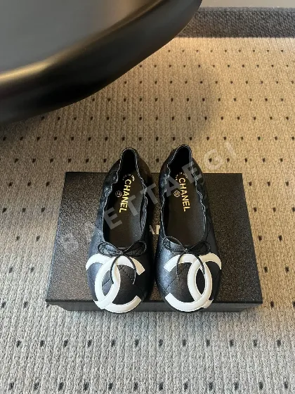 샤넬 다이아몬드 퀼팅 리본 플랫 슈즈 113635