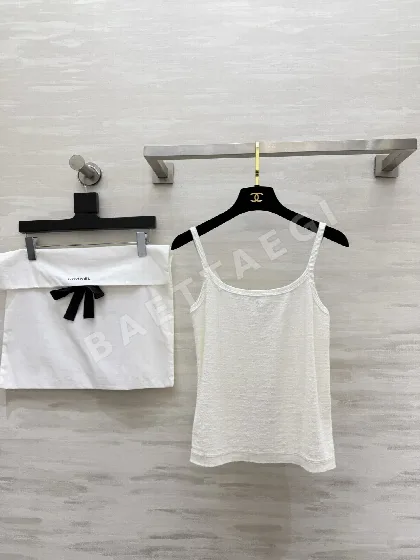 샤넬 여성 블랙 화이트 배색 반팔 티셔츠 103790
