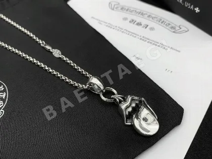 크롬하츠 혀 모양 펜던트 목걸이 125766
