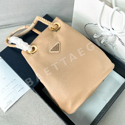 프라다 마리나 나일론 버킷백 1BE082
