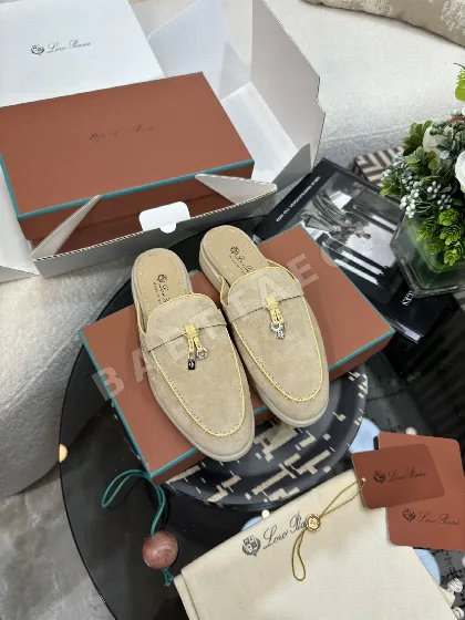 로로피아나 수제 슬리퍼 뮬 94265