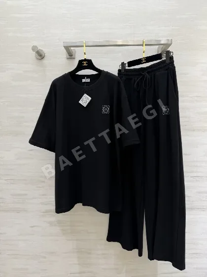 로에베 여성 자수 로고 티셔츠 세트 96779