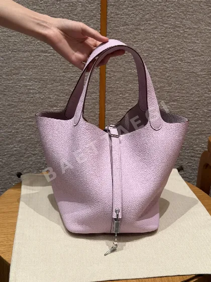 에르메스 피코탄 락 22 크레망스 가죽 가방 144912