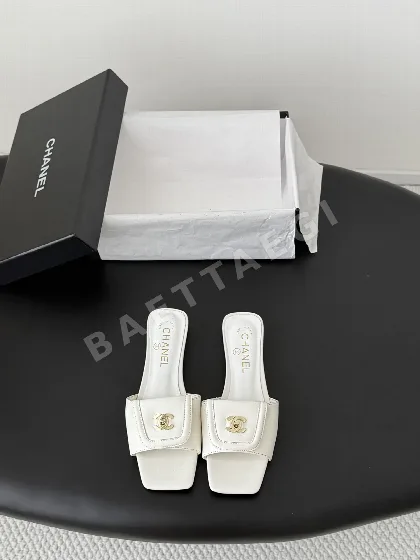 샤넬 빈티지 레트로 백클 로퍼 98677